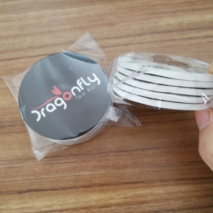 Φως επάνω των οδηγήσεων μπουκαλιών στο ελαφρύ πιστοποιητικό CE ROHS cOem αυτοκόλλητων ετικεττών πολύχρωμο 5